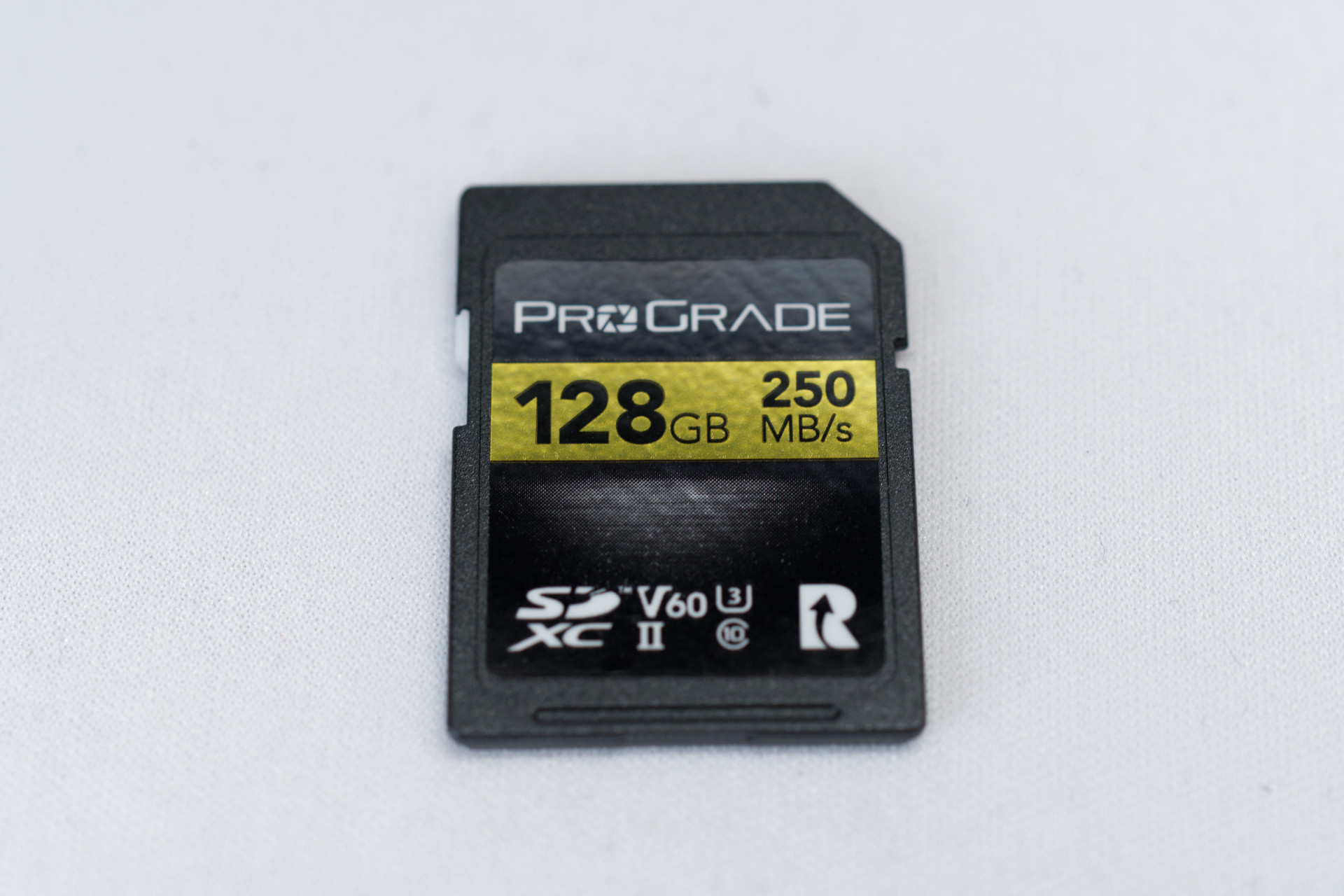 その他 ProGrade Digital SDXC UHS-II V90 128GB SDXC_V90_128GB_677_x_844px_238